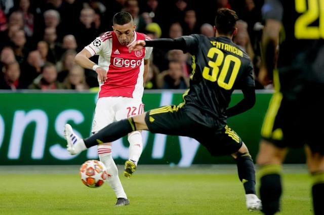 他们在防守 他们在防守