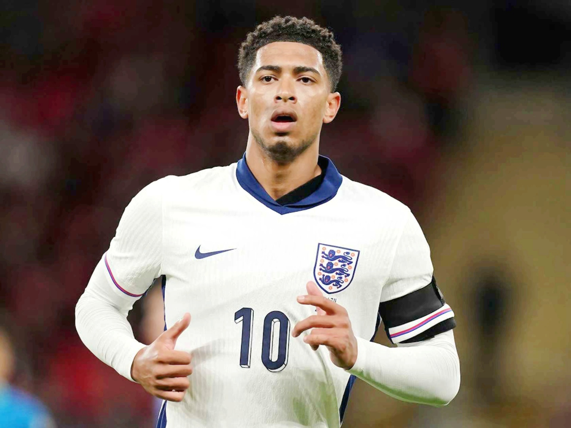 让位团队记 让位团队记