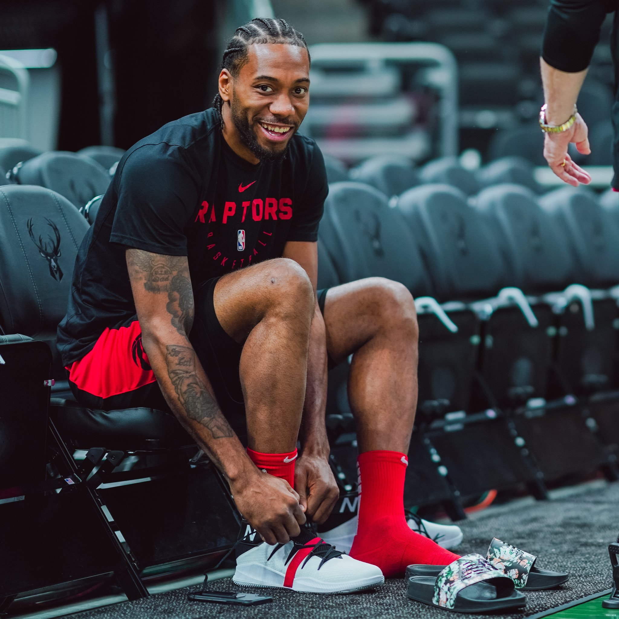 以自律闻名 以自律闻名